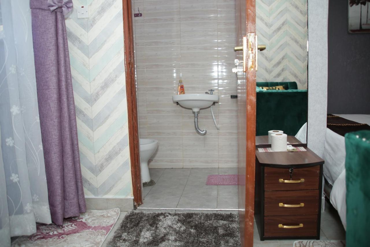 Little Nile Studio Homestays Nakuru City Exterior photo